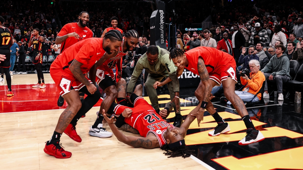 WATCH Ayo’s Game Winner and Other Incredible Plays from Bulls First 30 Games